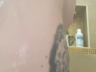 Who Wanna Take a Shower with Me?