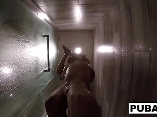 Sexy Jezebelle Bond films herself taking a bath