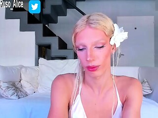 Tranny amateur solo big tits masturbates in high def