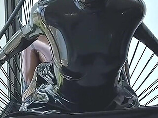 Hot Session on the String Chair, Full - Alex Latex