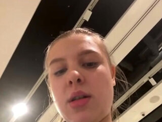 Unbelievable fucking in public