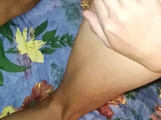 Tight girlfriend screams for his huge dick