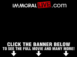 Huge-titted Sara Jay and sultry Noelle Easton engage