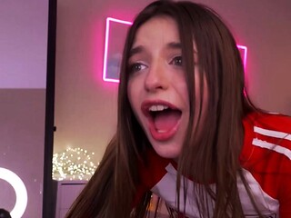 Beautiful teen brunette Jessica Sinn masturbates
