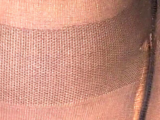 Kira Queen Peels Leggings to Stroke Her Dripping Slit to Orgasm!