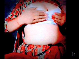 Hot India Girl Desi Giving Solo