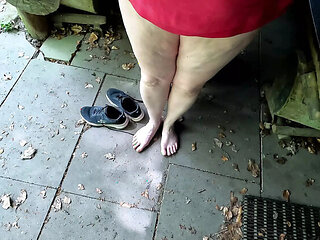 Bouncy Tits Outdoor BDSM - Slapping & Whipping at Picnic