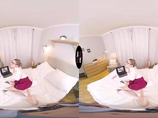 Eva Elfie Playing Sexy