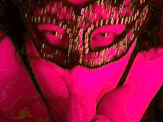 Amateur close up blowjob and facial
