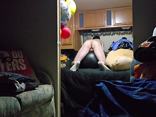 36 inch beach ball hump
