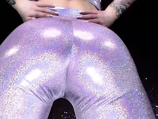 Big Ass Babe Fucked On Her Boobs And Got A Facial