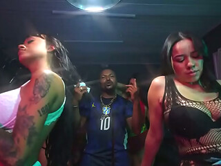 Copa Do Mundo: Brasileira Rabuda Fode Com A Camisa Do Brasil