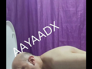 Arab Sub AAYAADX &ndash_ Toilet Seat Licking for Master