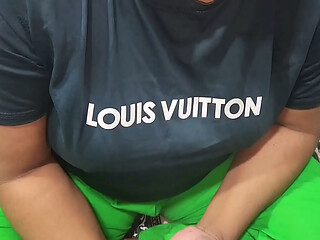 Girlfriend invited him to her empty house and fucked him