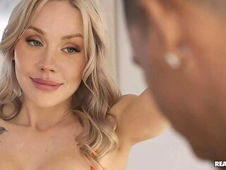 Hot Ex GF Angie Lynx Obsessed With Big Cock - Reality Kings HD