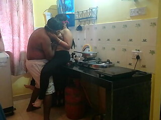 Bengali bhabhi gets fucked in the kitchen