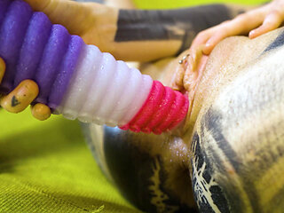 Ceci Milkymouzz wants to stuff her delicious pussy