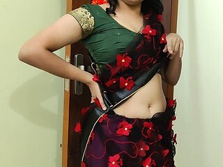 Mallu Guy and Indian Sexy Desi Hot Tamil Aunty in Saree Having Sex and Blow Job - Dirty Talk