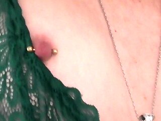 Seduction in Green