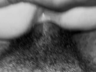 Bring That Hairy Pussy here