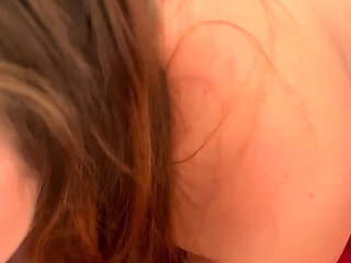 La Review - on Set with Stephie Staar