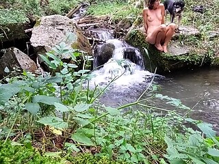 Reality european amateur sucks cock for cash outdoors