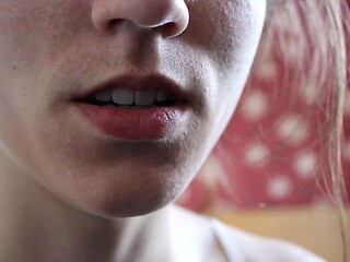 Lesbian Mila Maeves Big Clit Squirt
