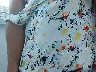 CD crossdresser shows off the new flowers