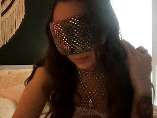 Solo girls masturbate until orgasm for