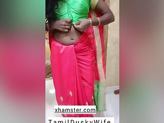Desi Indian Tamil Village Dusky Housewife Wearing Saree And Showing Boobs To Her X-lover