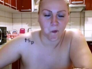 Homemade Adult Video: Amateur BBW Webcam Footage