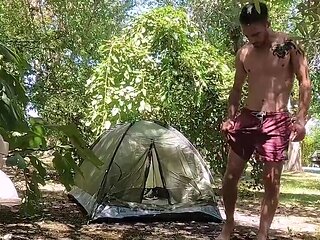 Nico Ruiz and Felipe Kum are doing it hard in the tent