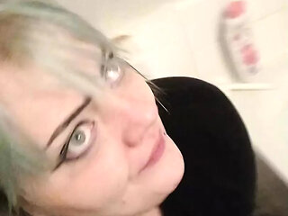 She like to suck happy Girl