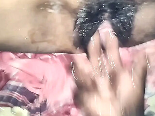 Horny Indian housewife gets fingered while sucking cock