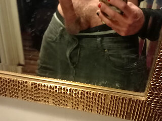 solo boy jerking at the mirror, and cumshot yeey