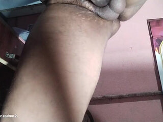 Toys in the anus and pumps in the peny te g