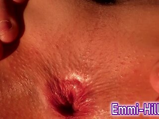 Teen 18+ Asshole Close Up! Tight Ass, Huge Labia Pussy