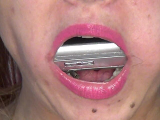 Amazing!! I'm Deepthroating a Cell Phone!!