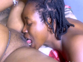 Young Chubby Lesbians Eating Snatches
