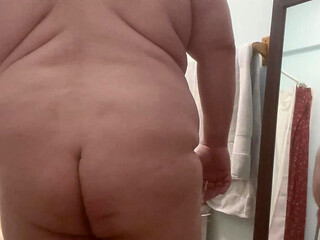 Very Fat Chub Bear With Very Fat Dick Spurts Thick Jizz