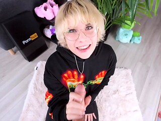 Average Young Thug Fan Loves To Suck Thick Twink Cock (femboy)