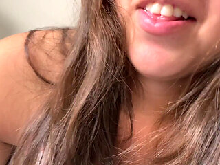 I Convince My Stepsister to Suck My Cock
