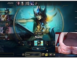 I Show My Stretched Butthole While I Play League Of Legends #17 Luna With Gamer Girl And Deutsche Amateure