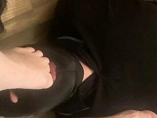 Worship My Feet and Clean My Toes