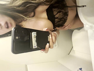 I Fuck an Arebe on a Plane, She Sucks My Cock and I Destroy It in the Bathroom