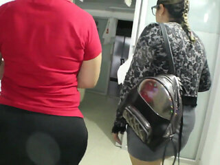 Mi Compaero De Casa Se Masturba En Mi Nombre Y Al Verlo Le Ayudo De Una Mejor Forma Y Hago Que Me M