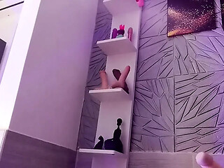 Hotty Latina momma takes a hard fuck and loves every second