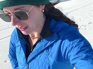 Walking on the Beach Calls for a Quick Orgasm!