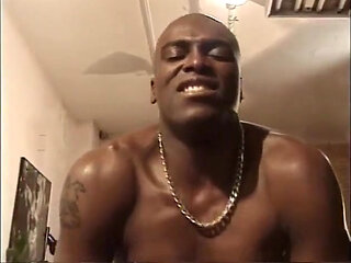 Black bedroom sex...pussy licking black cock sucking in 69 position