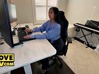Brunettes Feet Worshiped with Hardcore POV Blowjob Facial